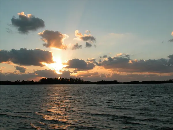$2,495,000 | 230 Osprey Point Drive, Osprey, FL 34229
