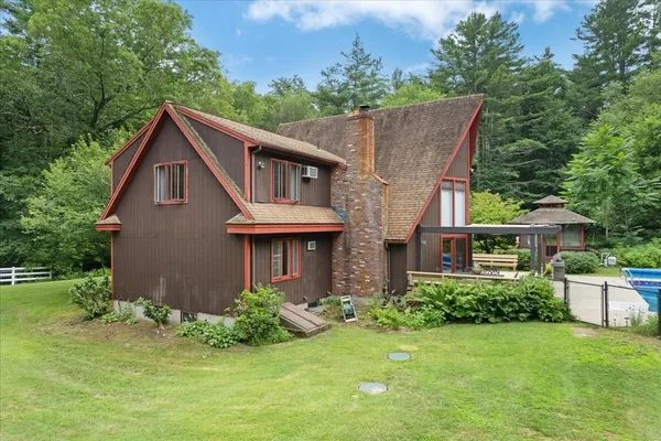 $725,000 | 35 West Street, Douglas, MA 01516