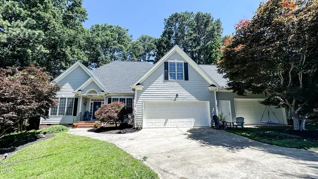 $589,000 | 3120 Summer Oaks Drive, Apex, NC 27539