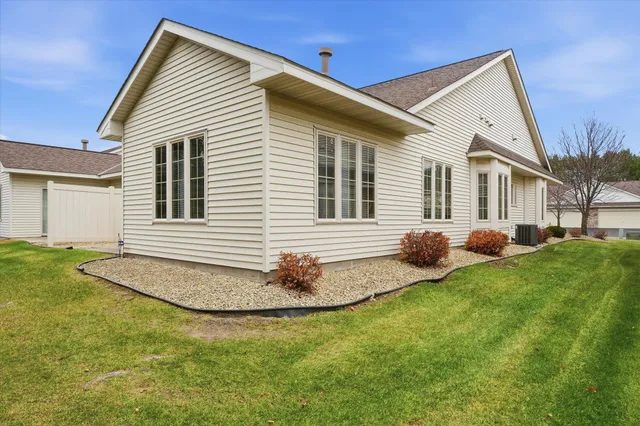 $325,000 | 12578 Fenway Avenue North, Hugo, MN 55038