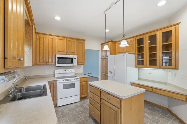 $325,000 | 12578 Fenway Avenue North, Hugo, MN 55038