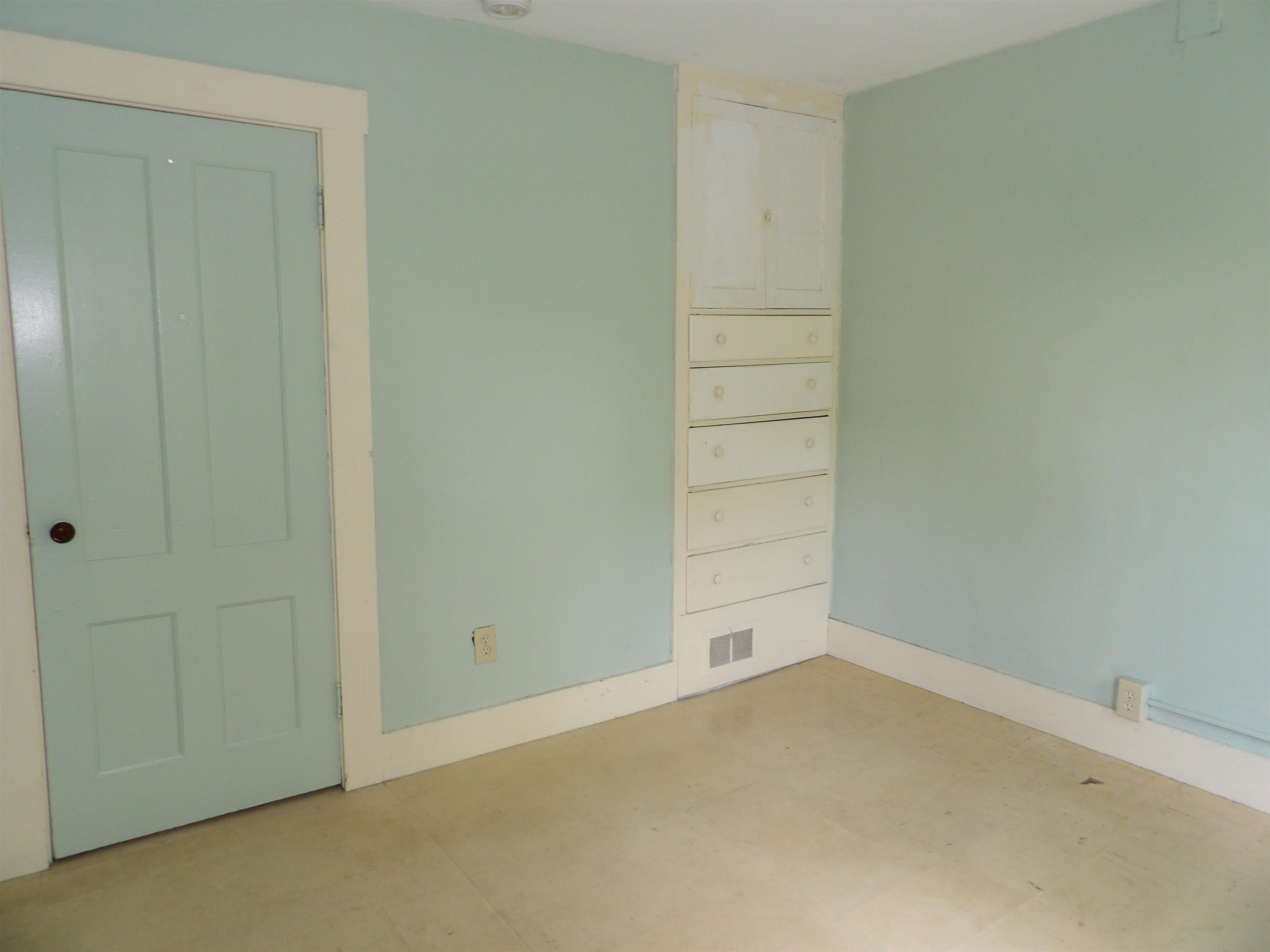 6 Gibbs Street Proctor, VT 05765 - Photo 23 of 38