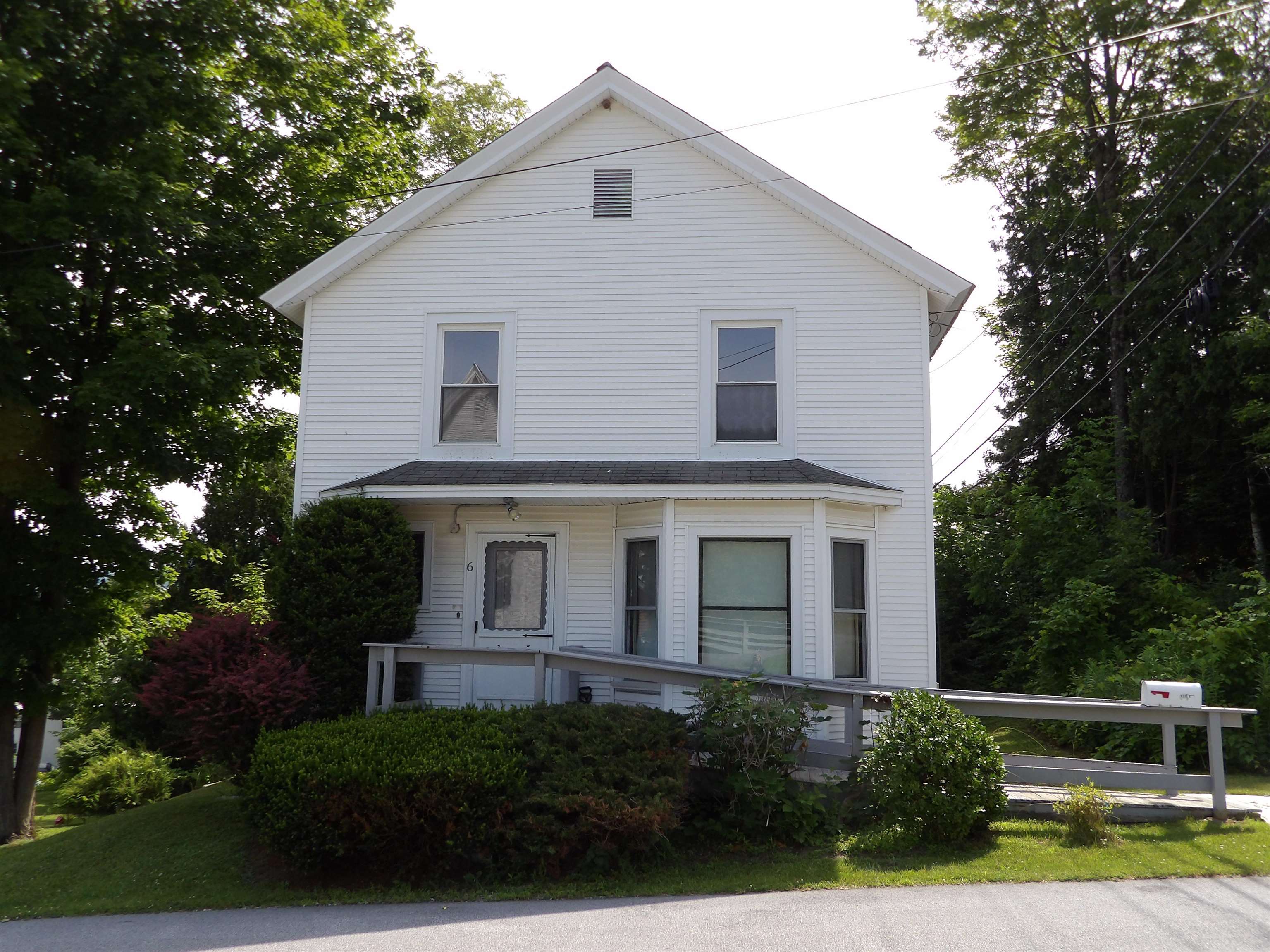 6 Gibbs Street Proctor, VT 05765 - Photo 3 of 38