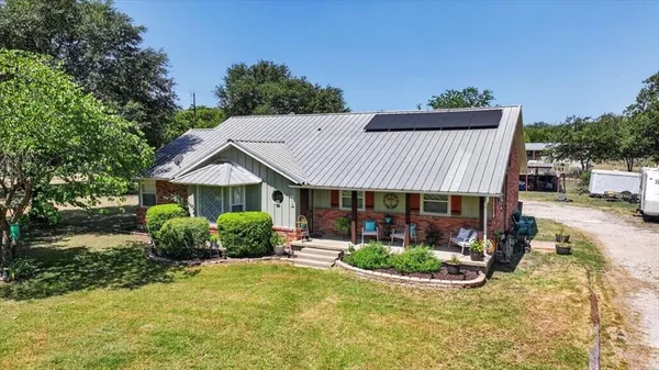 $445,000 | 6008 County Road 907, Godley, TX 76044