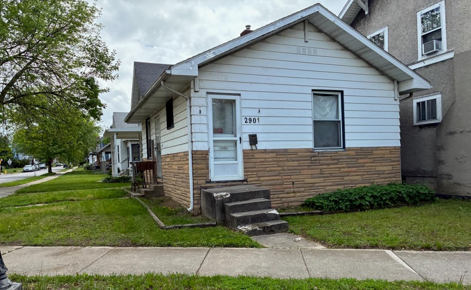 2901 Broadway Fort Wayne, IN 46807 - Photo 3 of 5