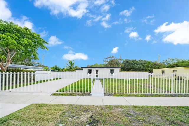 $594,900 | 2505 Northwest 162nd Street, Miami Gardens, FL 33054