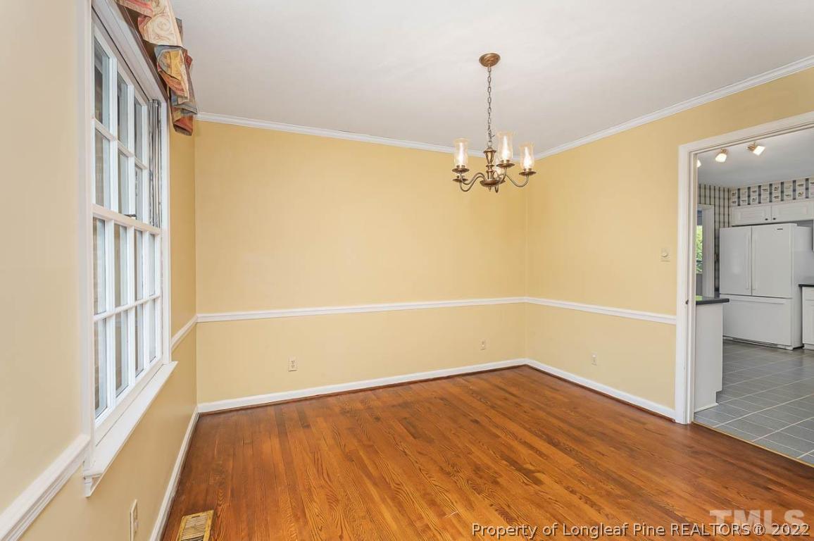 704 Barbara Drive Raleigh, NC 27606 - Photo 12 of 51 Gallery Image 12