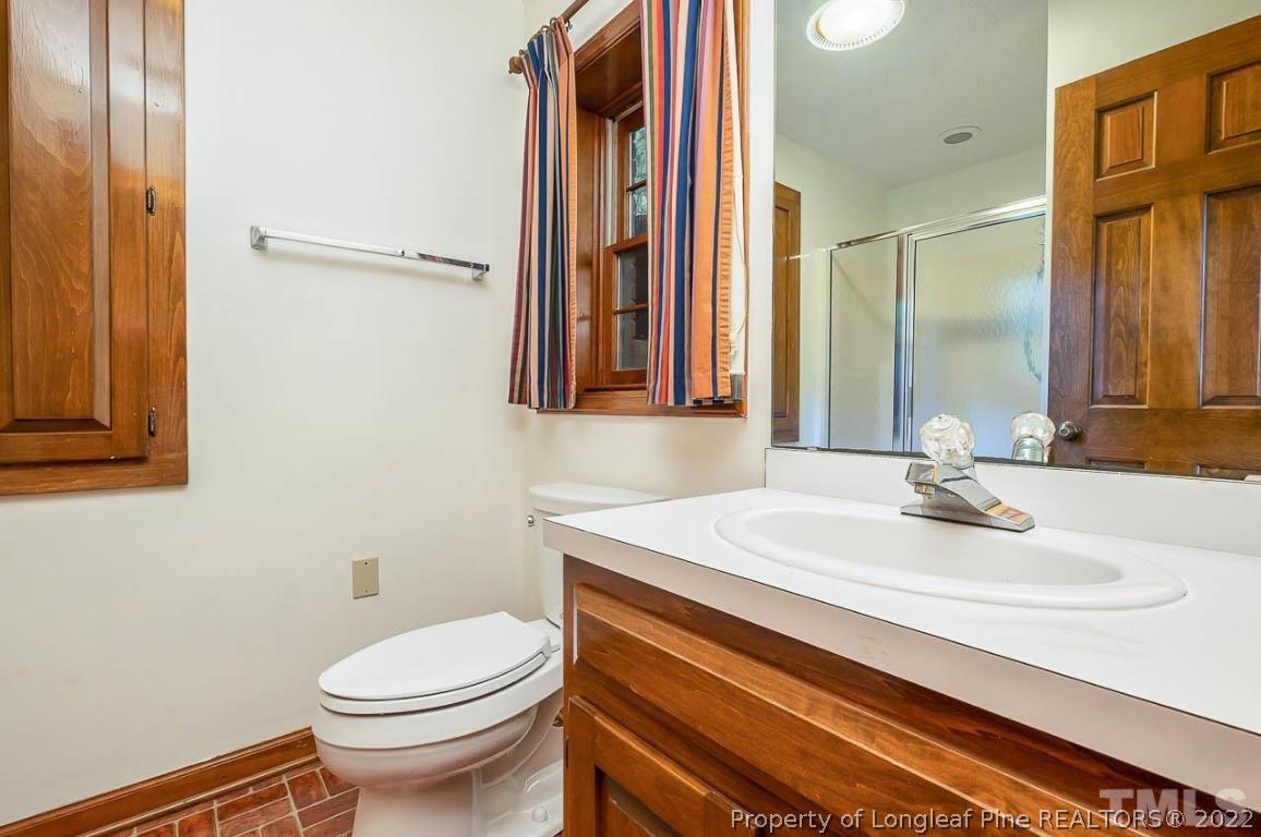 704 Barbara Drive Raleigh, NC 27606 - Photo 20 of 51 Gallery Image 20