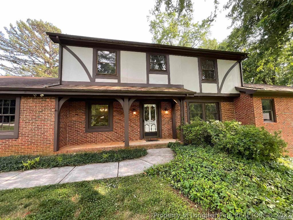 704 Barbara Drive Raleigh, NC 27606 - Photo 3 of 51 Gallery Image 3