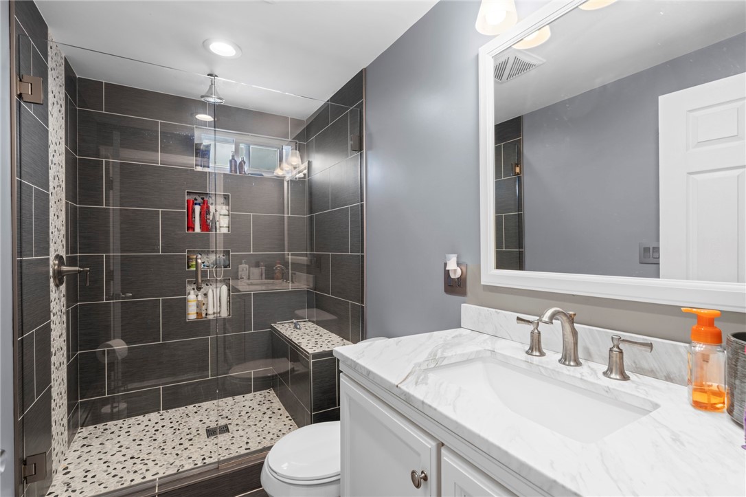 26 Napoleon Street Woonsocket, RI 02895 - Photo 18 of 29 Gallery Image 18
