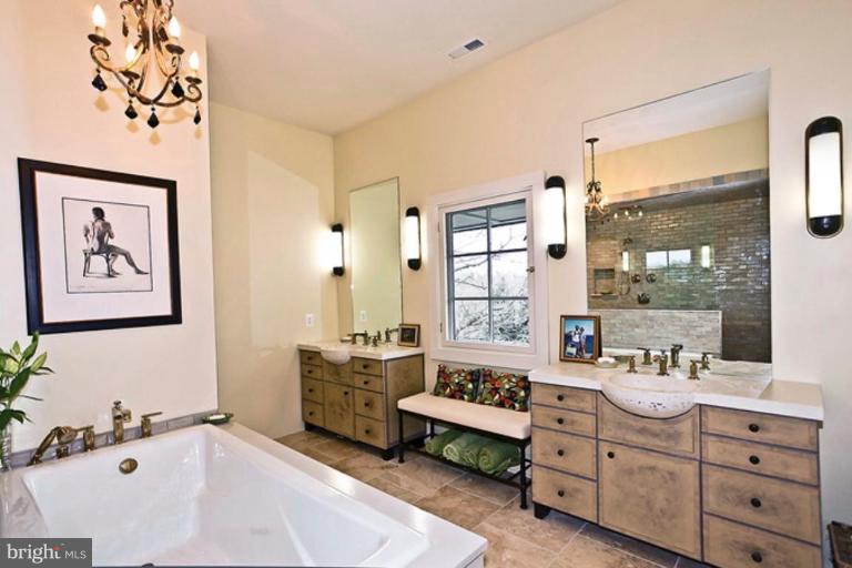 1220 Hillcrest Road Arnold, MD 21012 - Photo 23 of 27 Master Bath