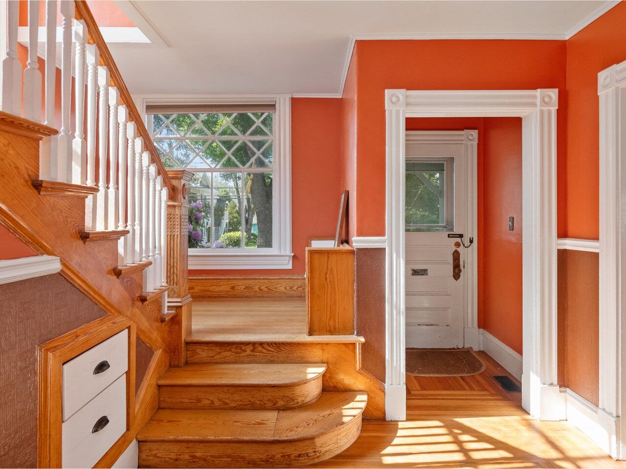 159 Loomis Street Burlington, VT 05401 - Photo 2 of 43