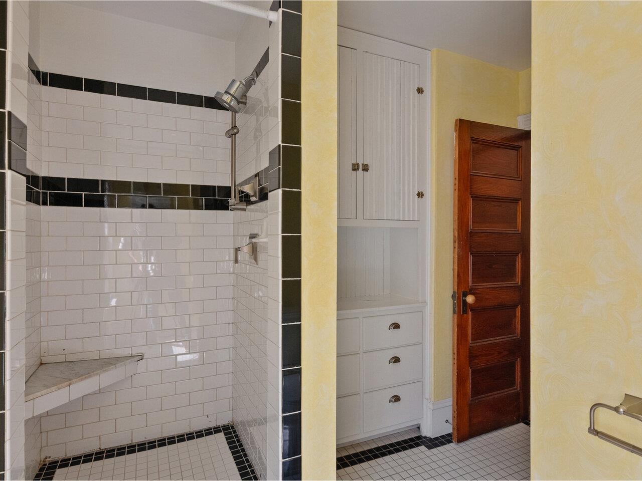 159 Loomis Street Burlington, VT 05401 - Photo 25 of 43