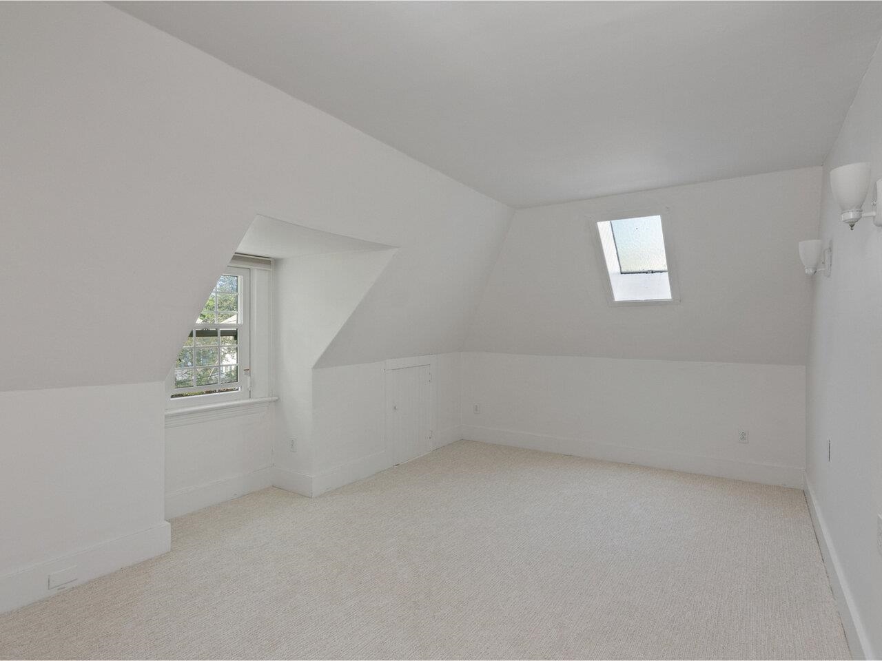 159 Loomis Street Burlington, VT 05401 - Photo 26 of 43