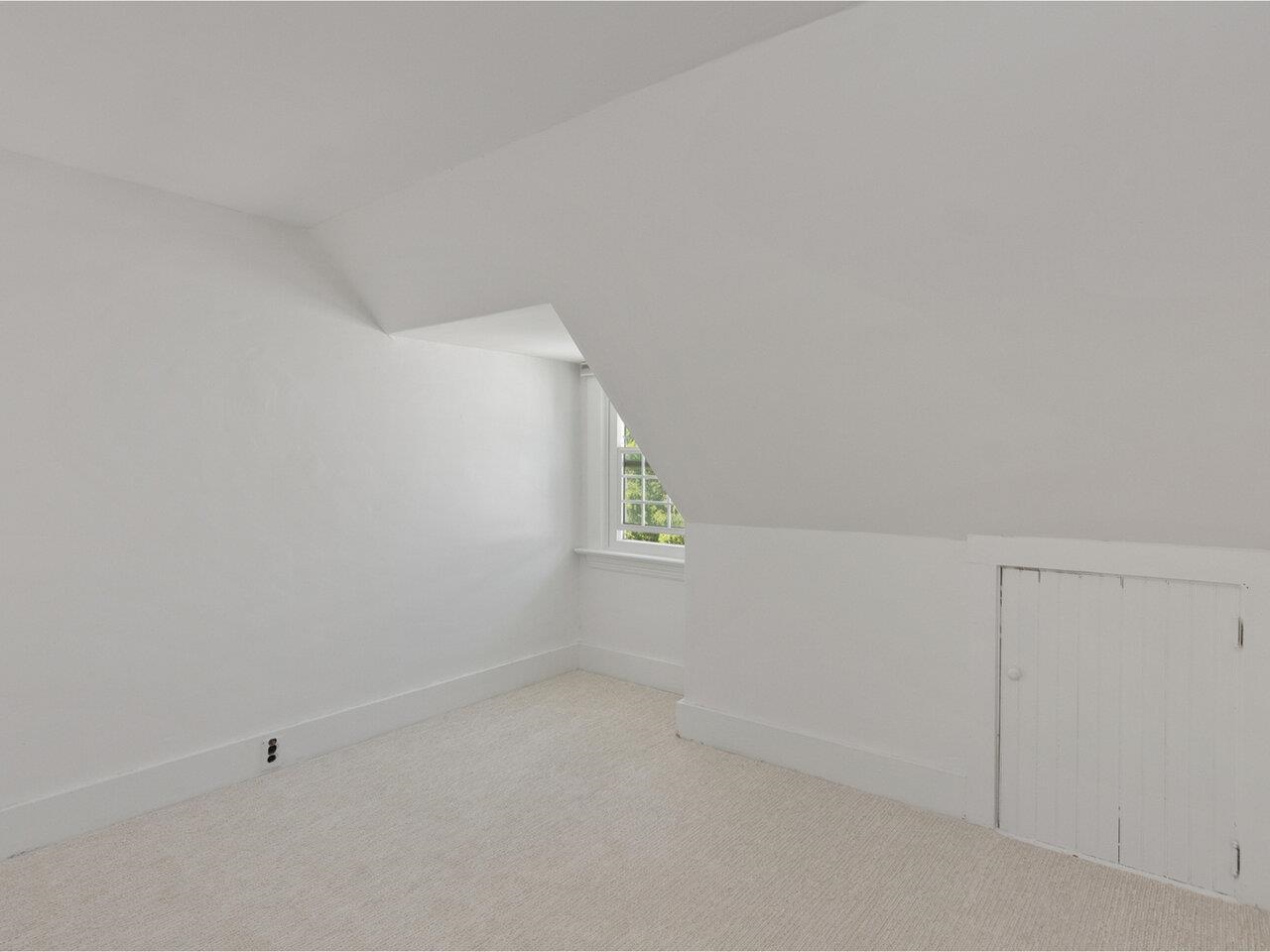 159 Loomis Street Burlington, VT 05401 - Photo 28 of 43