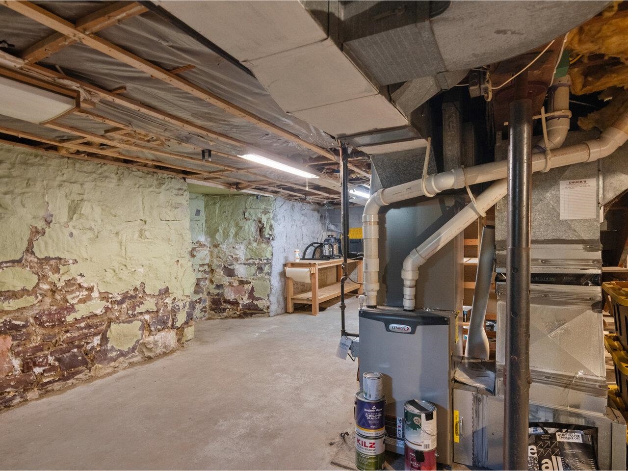 159 Loomis Street Burlington, VT 05401 - Photo 30 of 43