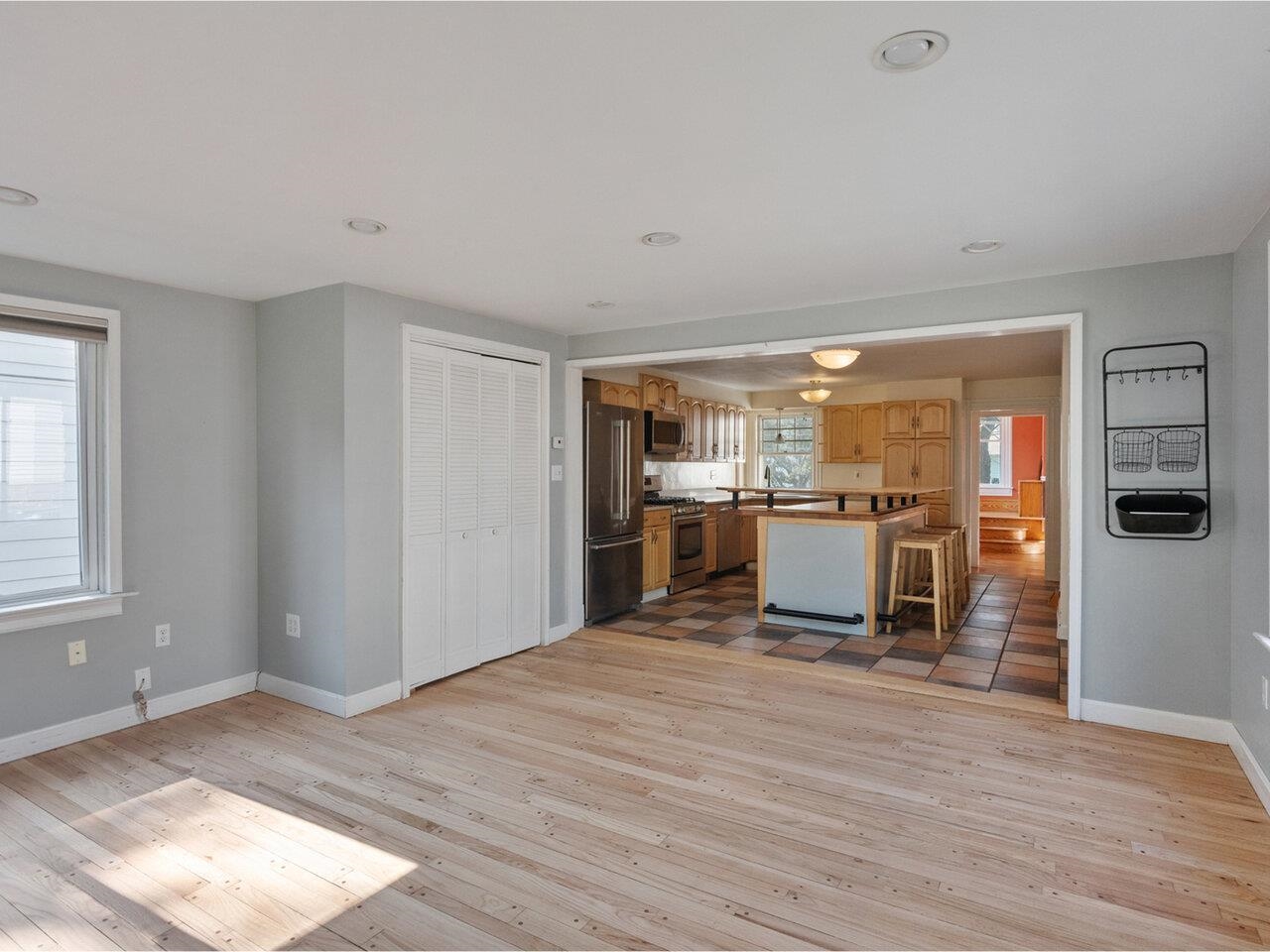 159 Loomis Street Burlington, VT 05401 - Photo 10 of 43