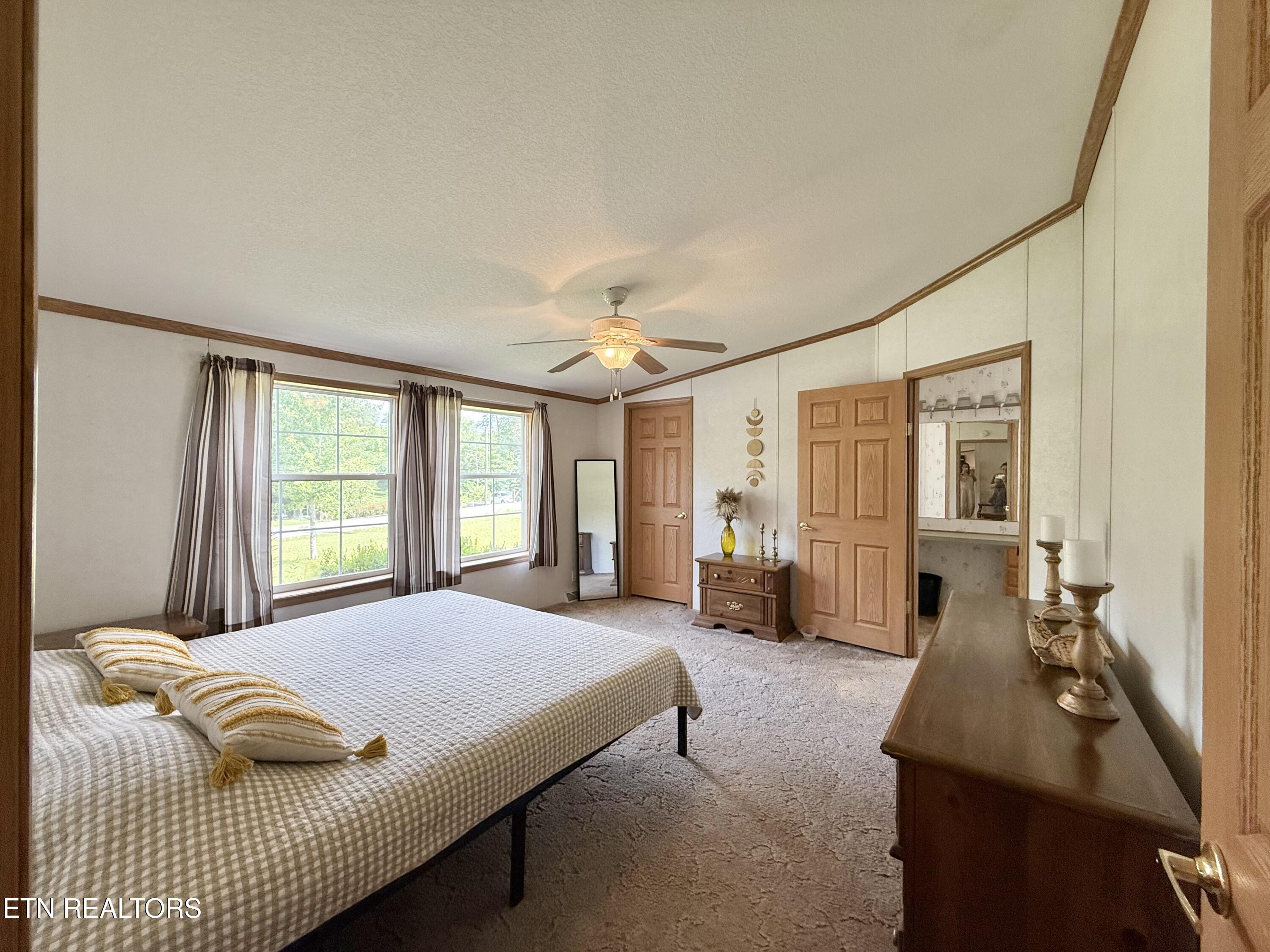 207 4th Street Corryton, TN 37721 - Photo 11 of 23 Master bedroom