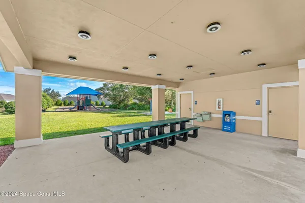$749,995 | 8522 Strom Park Drive, Melbourne, FL 32940