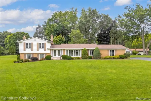 $599,000 | 6851 Meath Hunt Circle, Troy, MI 48098