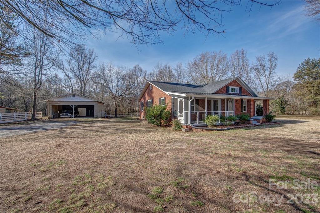 268 Davis Road Shelby, NC 28152 - Photo 2 of 39 Gallery Image 2