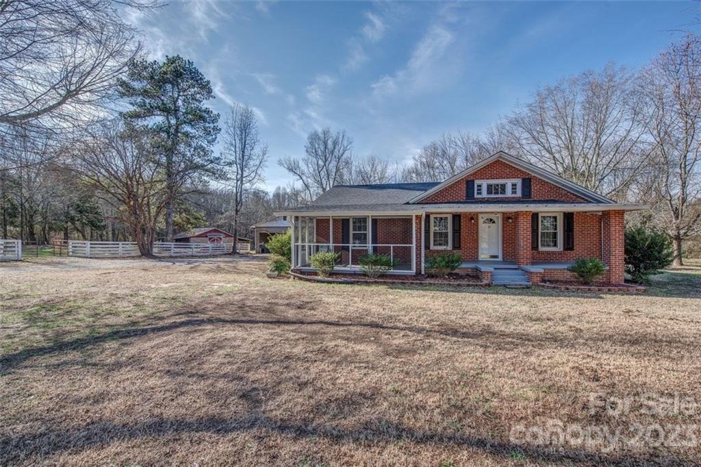 268 Davis Road Shelby, NC 28152 - Photo 3 of 39 Gallery Image 3