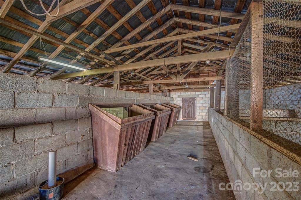 268 Davis Road Shelby, NC 28152 - Photo 35 of 39 Gallery Image 35