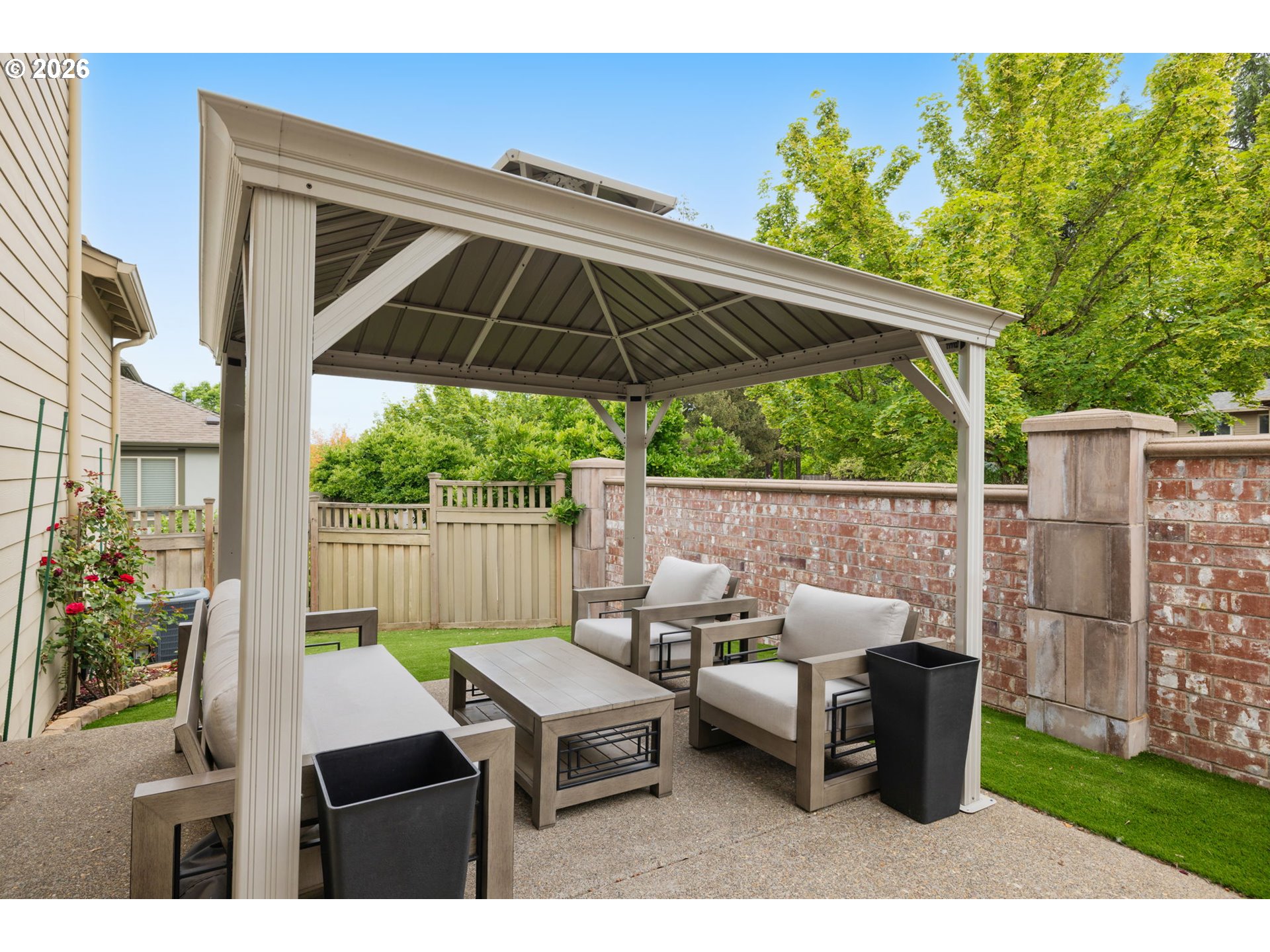 29374 Southwest Brown Road Wilsonville, OR 97070 - Photo 31 of 38 Gazebo