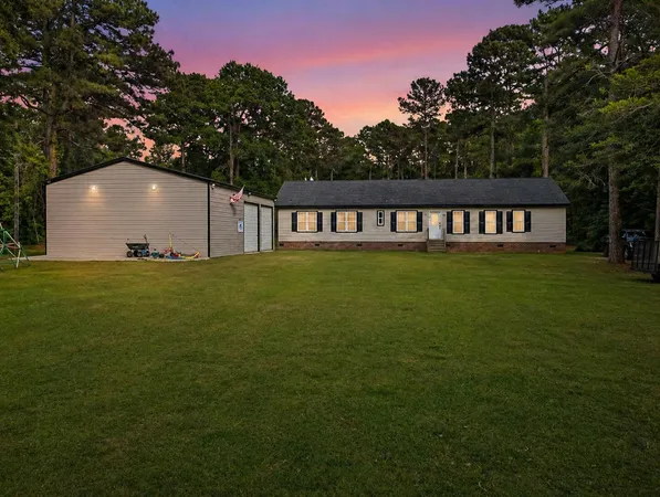 $495,000 | 717 Huskie Lane, St. Stephen, SC 29479