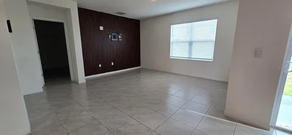 $2,350 | 804 Horsetail Drive, Davenport, FL 33837