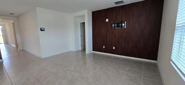 $2,350 | 804 Horsetail Drive, Davenport, FL 33837
