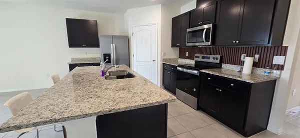 $2,350 | 804 Horsetail Drive, Davenport, FL 33837