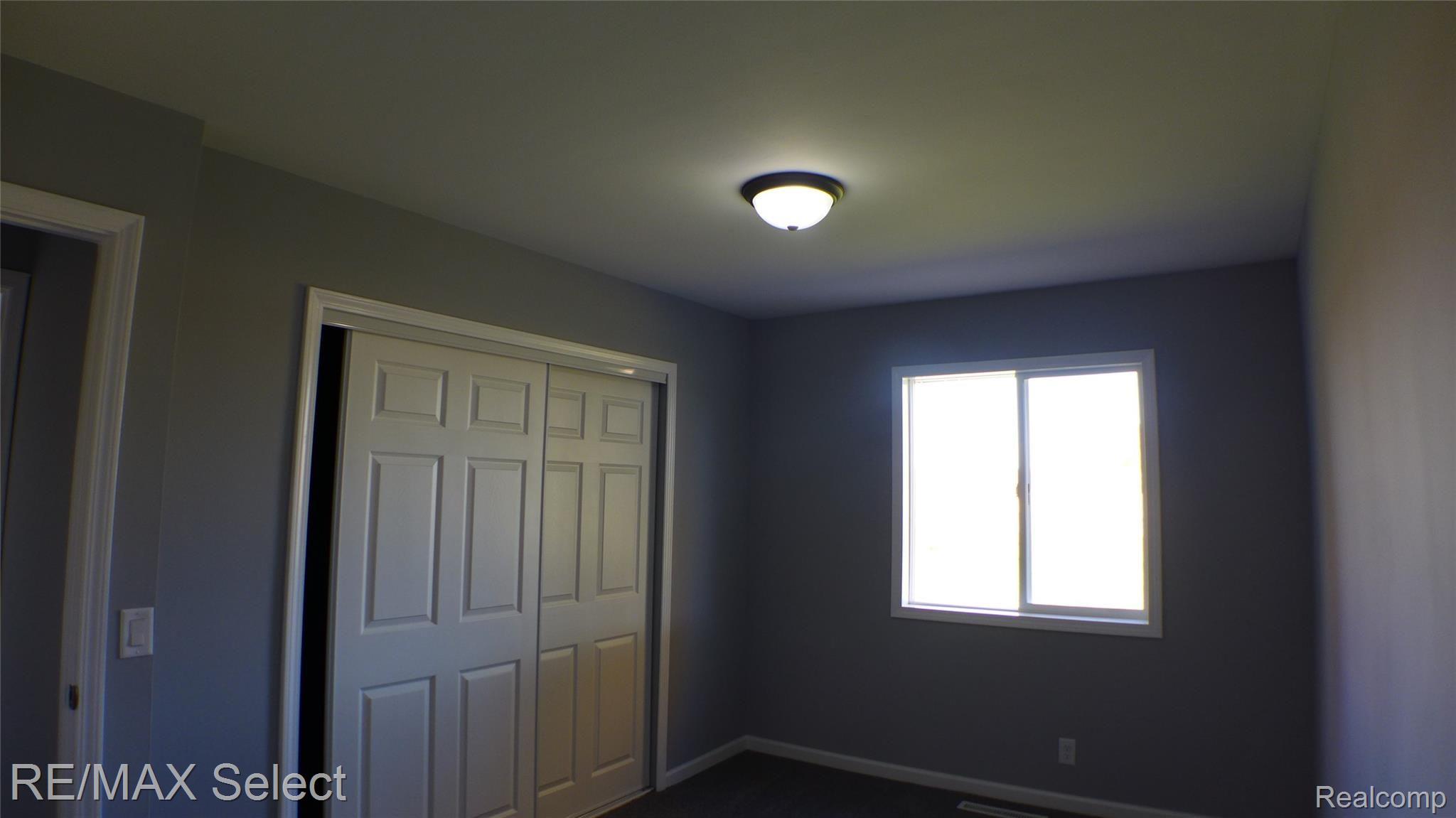 7159 West Mount Morris Road Flushing, MI 48433 - Photo 20 of 42 P1060428.JPG