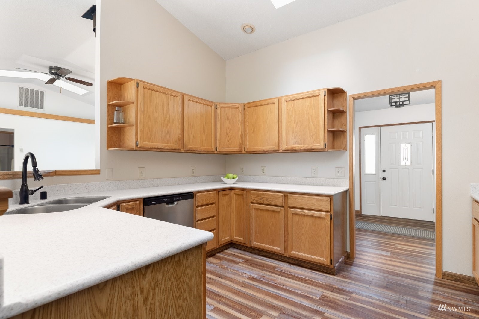 1112 West Terry Road Coupeville, WA 98239 - Photo 12 of 34 Gallery Image 12