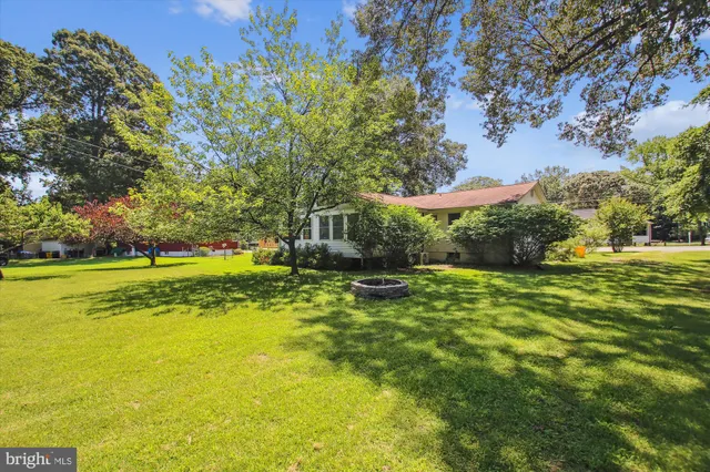 $450,000 | 1590 Long Point Road, Pasadena, MD 21122