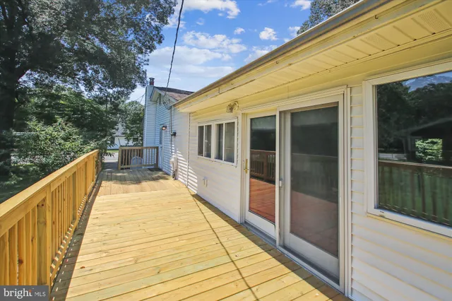 $450,000 | 1590 Long Point Road, Pasadena, MD 21122