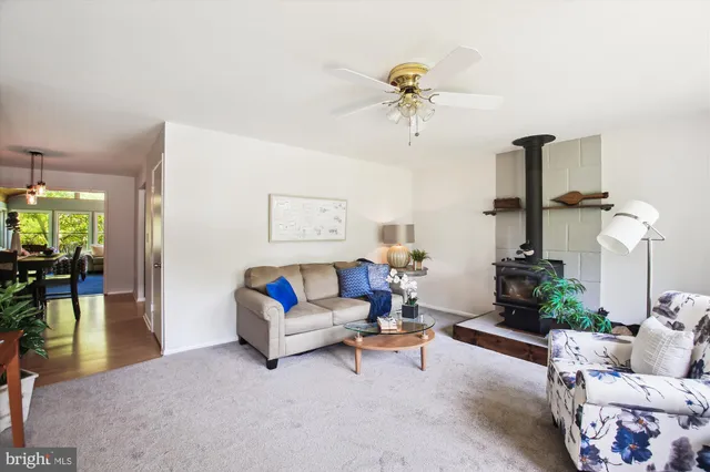 $450,000 | 1590 Long Point Road, Pasadena, MD 21122