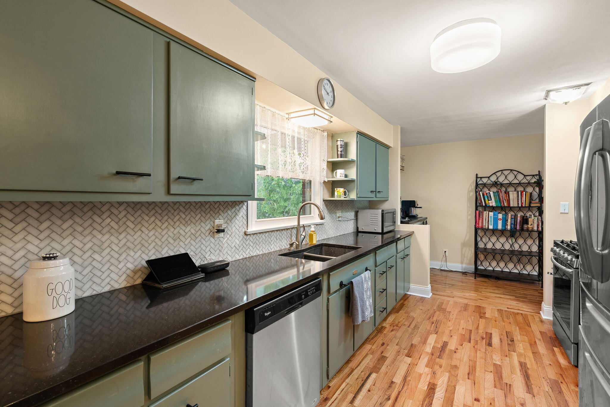 8814 Lee Street Crown Point, IN 46307 - Photo 14 of 47 2048x1365