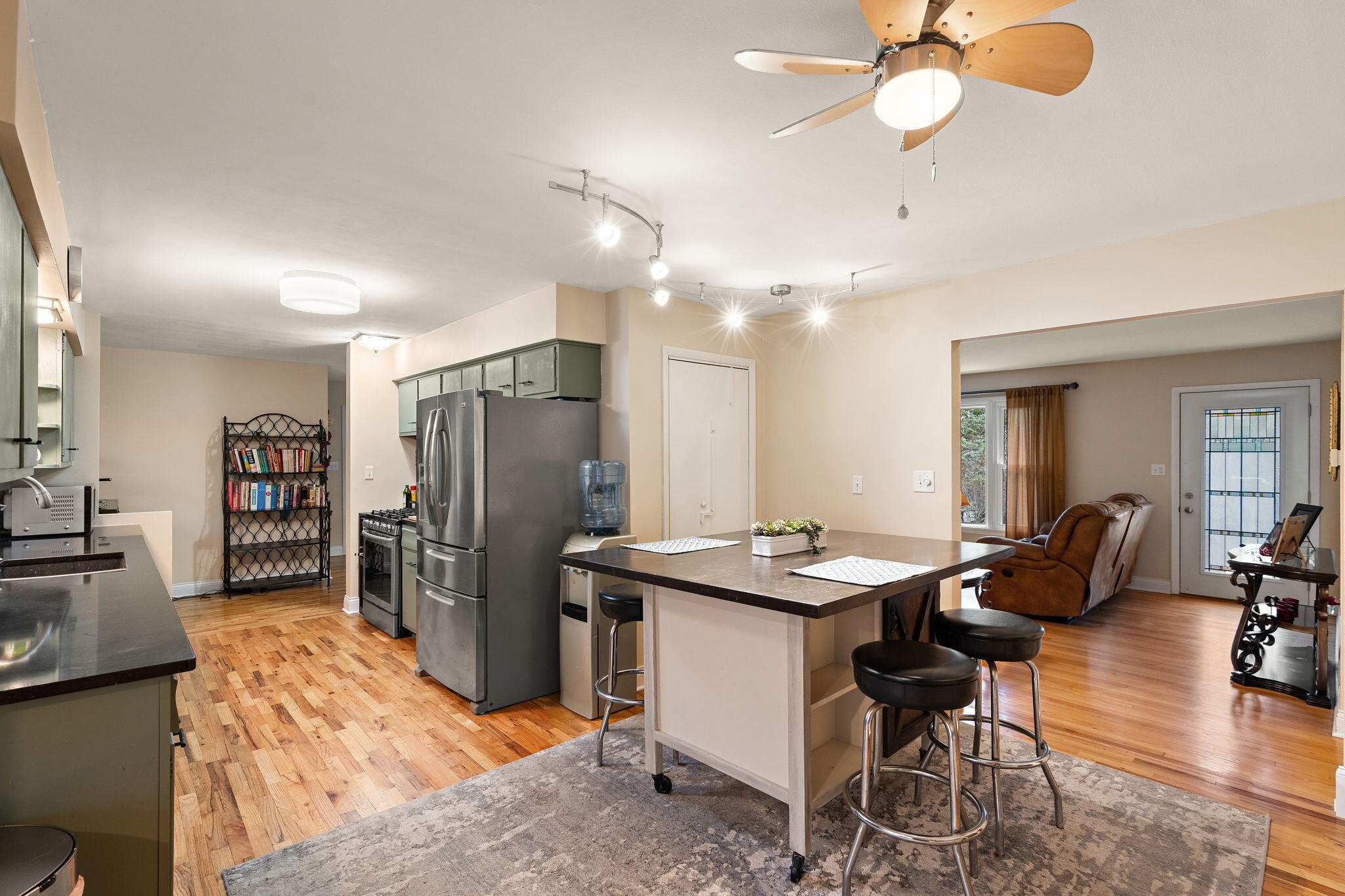 8814 Lee Street Crown Point, IN 46307 - Photo 15 of 47 2048x1365