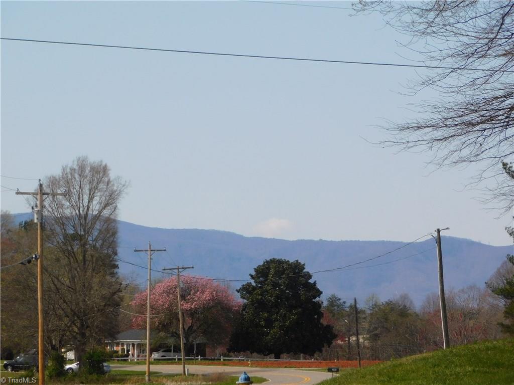 172 Cadle Ford Road Mount Airy, NC 27030 - Photo 14 of 27 Gallery Image 14