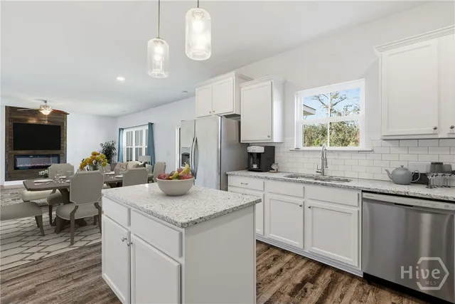 $399,999 | 633 Majestic Drive, Guyton, GA 31312