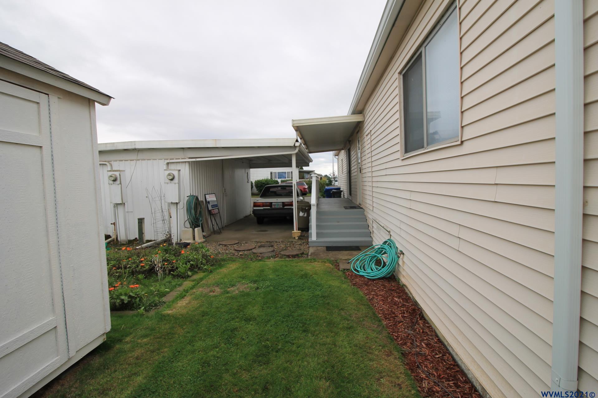 5422 Portland Road Northeast, Unit 25 Salem, OR 97305 - Photo 15 of 17 Gallery Image 15