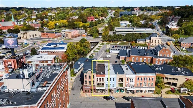 $159,900 | 36 East Main Street, Amsterdam, NY 12010