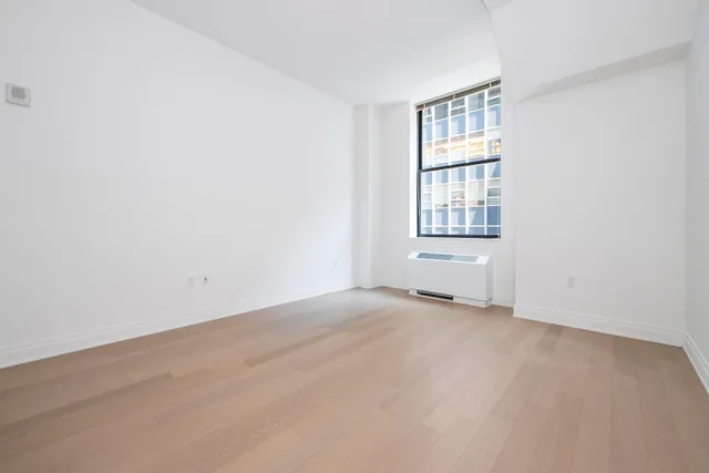 $8,186 | 70 Pine Street, Unit 2805 | Financial District