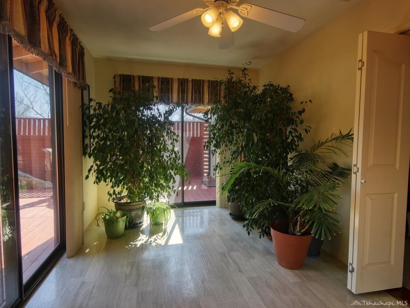 26121 Bear Valley Road Tehachapi, CA 93561 - Photo 44 of 65 Gallery Image 44