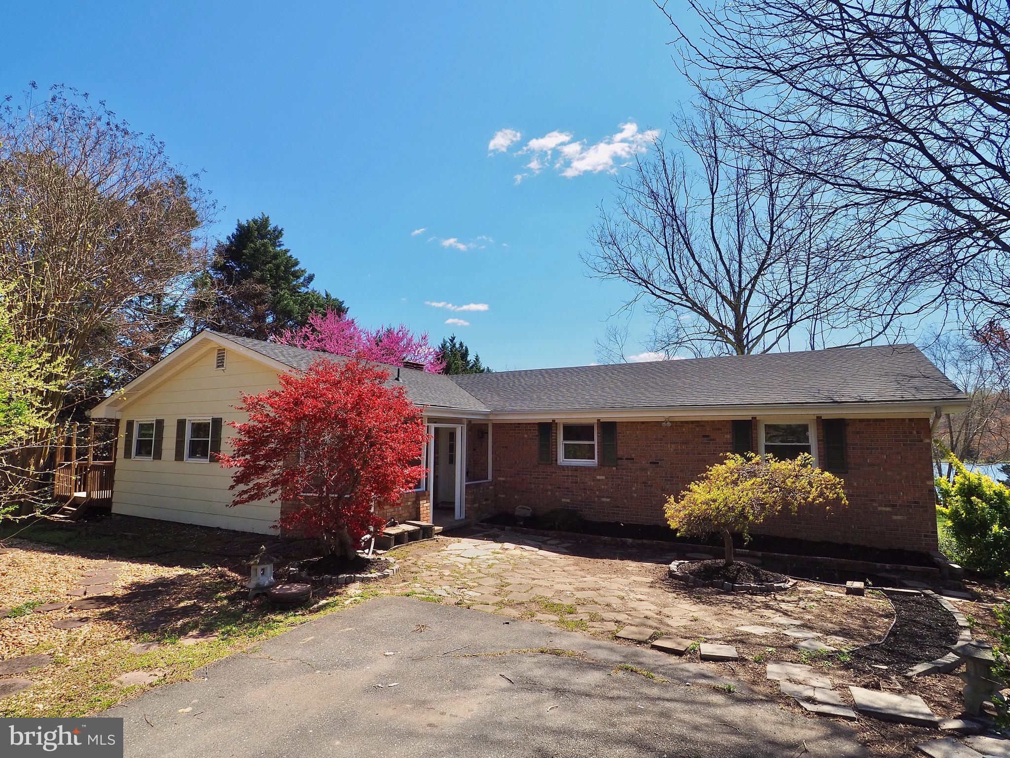 1792 Brooke Road Stafford, VA 22554 - Photo 3 of 30 Gallery Image 3