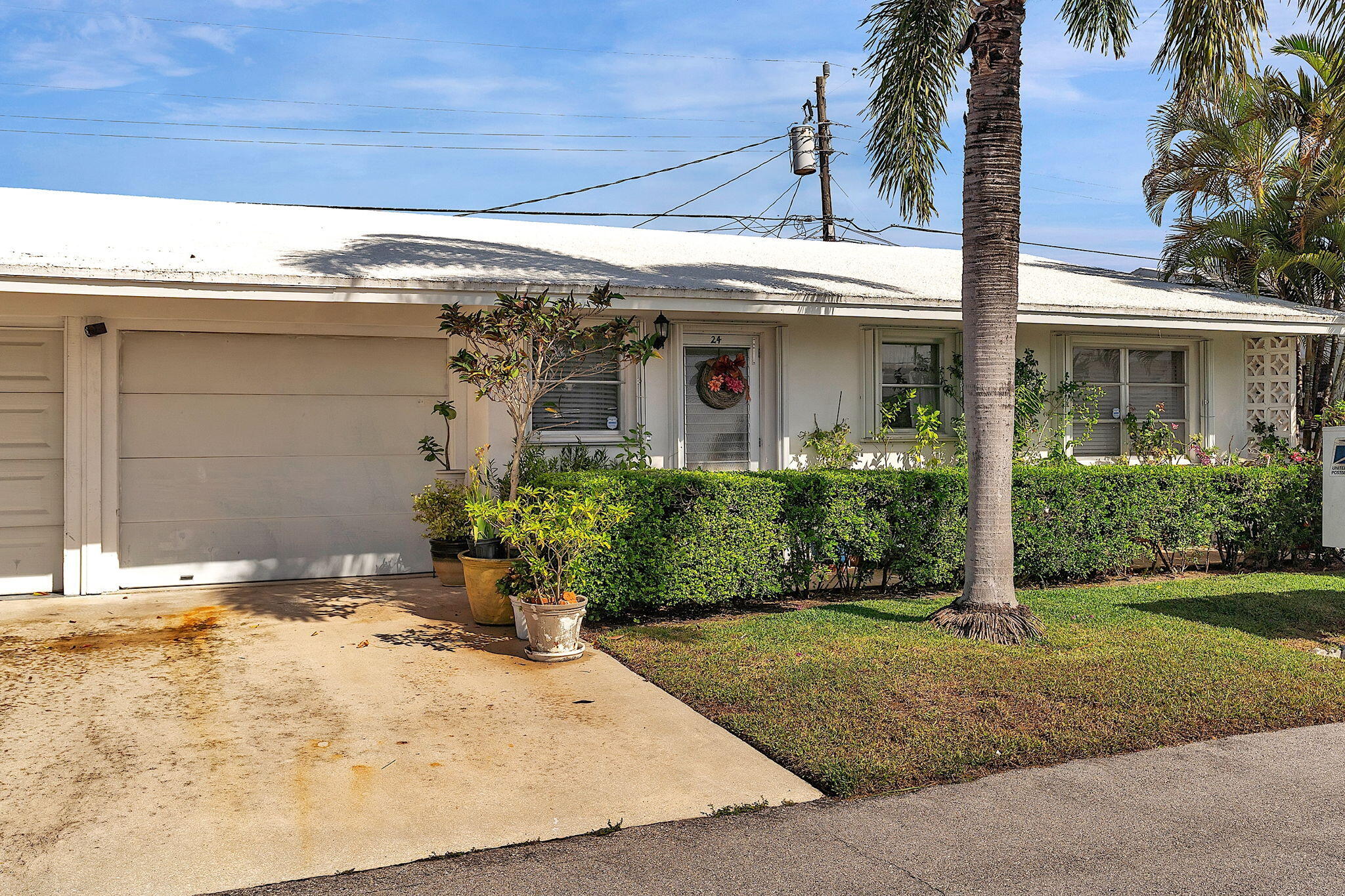 728 Ridge Road, Unit 24 Lantana, FL 33462 - Photo 1 of 24 Exterior
