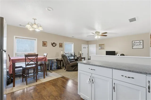 $189,000 | 1005 Northeast 46th Street, Kansas City, MO 64116