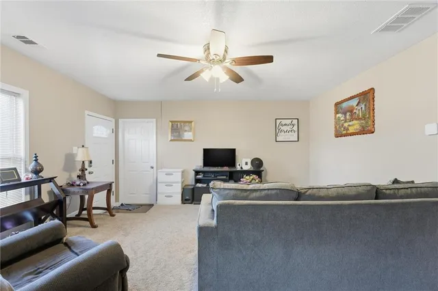 $189,000 | 1005 Northeast 46th Street, Kansas City, MO 64116