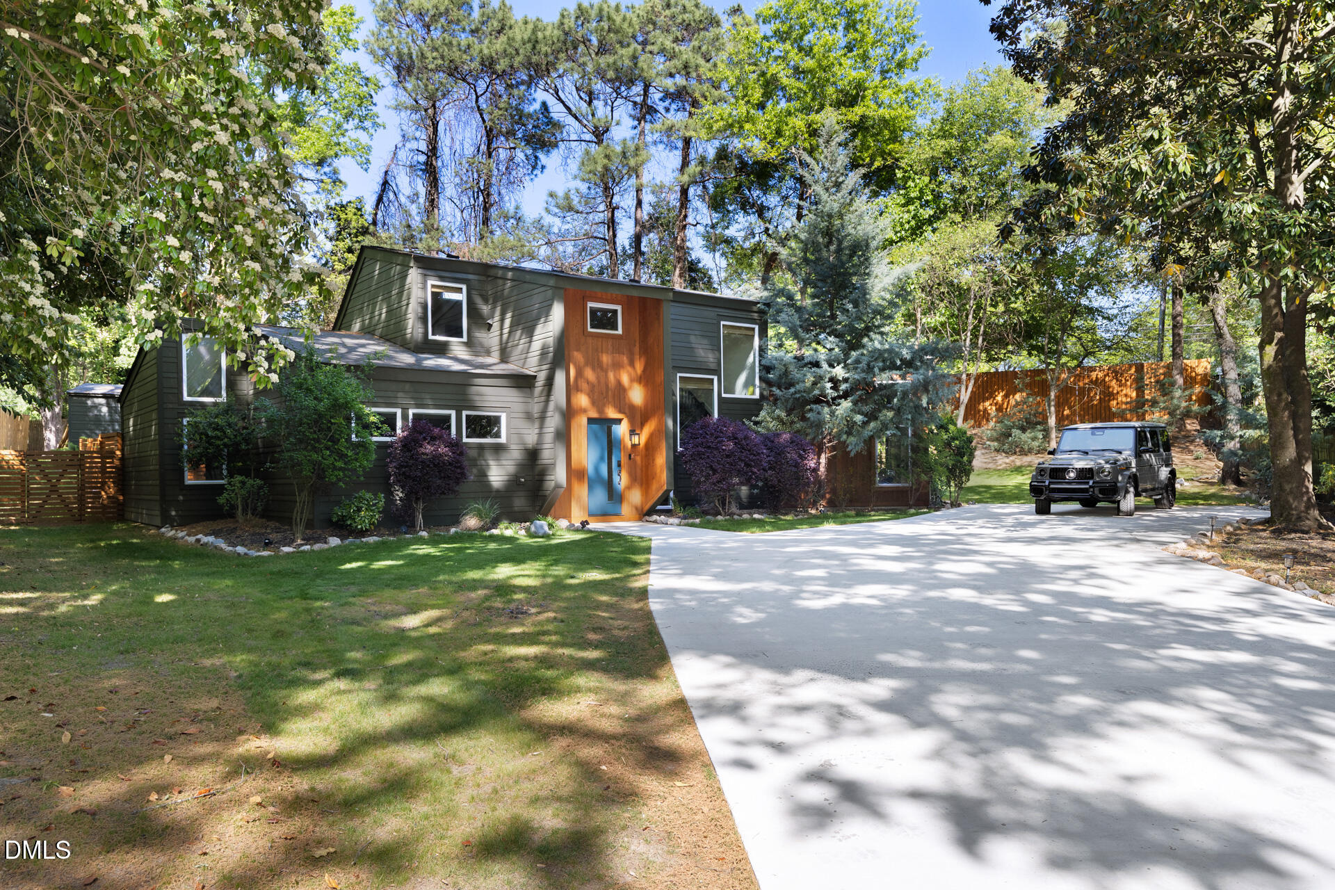 5208 Saddle Court Raleigh, NC 27609 - Photo 2 of 43 5208-Saddle-101